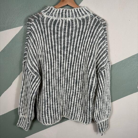 POL Women's Medium Mock Neck Two Tone Handmade Cozy Relaxed Fit Knit Sweater - Picture 10 of 10